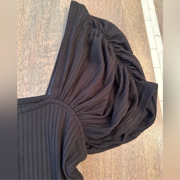 Free People Black Ribbed Ruched Sleeve Front Row Bodysuit (Size Small) - Picture 4 of 9